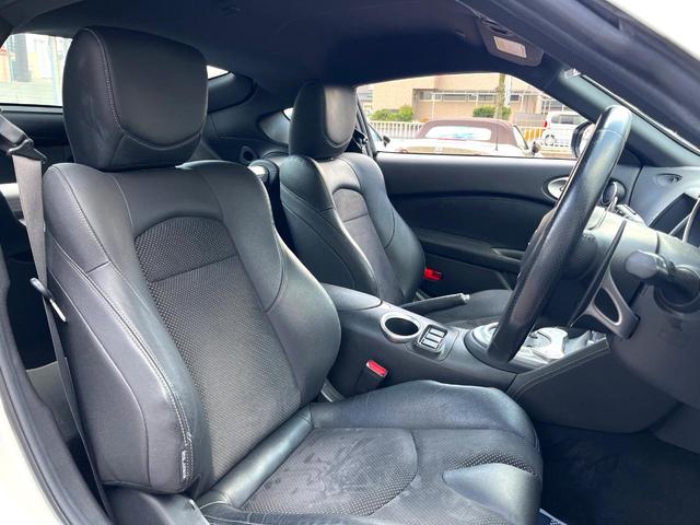 フェアレディZ バージョンT 後期 禁煙車 BOSEサウンド シートヒーター ハーフレザー 純正18インチAW リヤスポイラー バックカメラ HIDヘッド パドルシフト 革巻きステアリング パワーシート スマートキー ETC(8枚目)