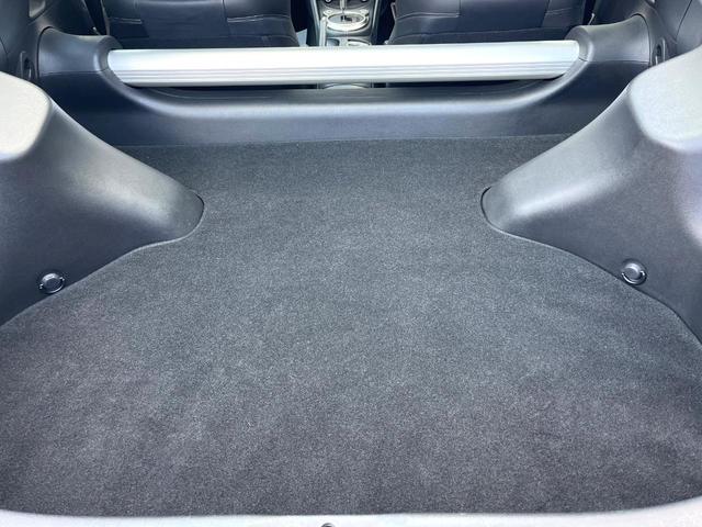 フェアレディZ バージョンT 後期 禁煙車 BOSEサウンド シートヒーター ハーフレザー 純正18インチAW リヤスポイラー バックカメラ HIDヘッド パドルシフト 革巻きステアリング パワーシート スマートキー ETC(10枚目)