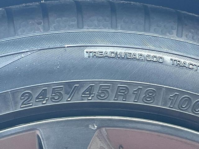 フェアレディZ バージョンT 後期 禁煙車 BOSEサウンド シートヒーター ハーフレザー 純正18インチAW リヤスポイラー バックカメラ HIDヘッド パドルシフト 革巻きステアリング パワーシート スマートキー ETC(30枚目)