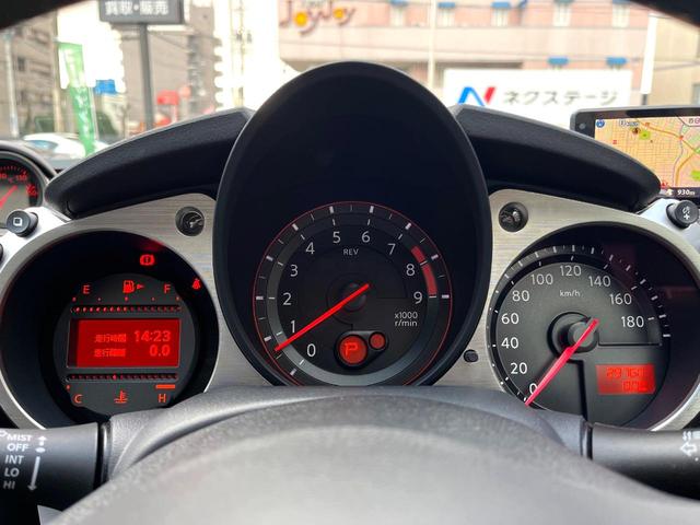 フェアレディZ バージョンT 後期 禁煙車 BOSEサウンド シートヒーター ハーフレザー 純正18インチAW リヤスポイラー バックカメラ HIDヘッド パドルシフト 革巻きステアリング パワーシート スマートキー ETC(50枚目)