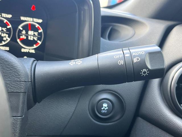 フェアレディZ バージョンS 6MT 純正レイズ製19インチブラック鍛造アルミ レッドブレーキキャリパー メカニカルLSD アップルカープレイ対応9インチコネクトナビ インテリジェントクルコン 405馬力 ワンオーナー 禁煙車(53枚目)