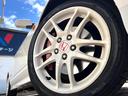 【純正17インチアルミホイール】外観にマッチした純正アルミホイールを装着しております。各種社外アルミホイールや、スタッドレスタイヤも取扱いしております。是非ご相談ください♪