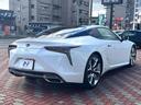 LC500h Lパッケージ 禁煙車 純正OP21インチAW カラーHUD ガラスルーフ ベージュ革 ベンチレーション レークル BSM プリクラ 三眼LEDヘッド 純正SDナビ 革巻きステアリング パワーシート バックカメラ(17枚目)