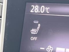 【シートヒーター】寒い日に重宝するシートヒーター！エアコンより早く温まってくれるので寒がりの人も安心ですね♪エアコンの温風は乾燥するから苦手、という方にもをおすすめです。 7