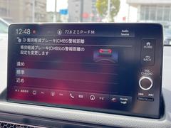 【シティブレーキアクティブシステム】低速走行中に前方の車両等を認識し、衝突しそうな時は警報とブレーキで衝突回避と被害軽減をアシスト。より安全にドライブをお楽しみいただけます。 6