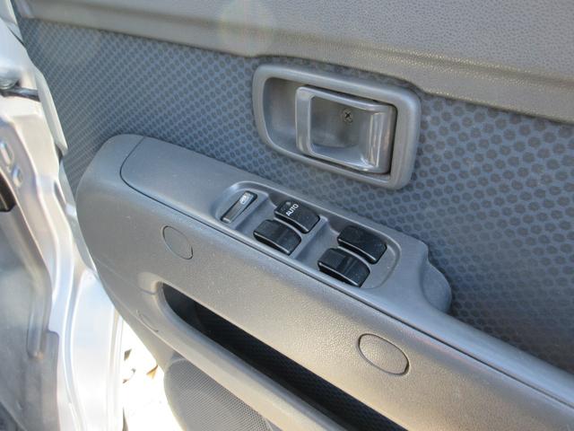 ハイゼットカーゴ クルーズ　４ＷＤハイルーフ　キーレス　ＡＢＳ　両側スライドドア　オーバーヘッドコンソール　タイミングチェーン（7枚目）