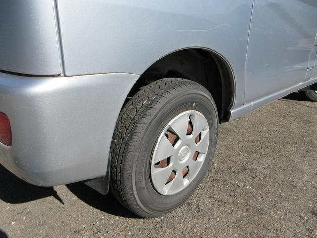 ハイゼットカーゴ クルーズ　４ＷＤハイルーフ　キーレス　ＡＢＳ　両側スライドドア　オーバーヘッドコンソール　タイミングチェーン（9枚目）