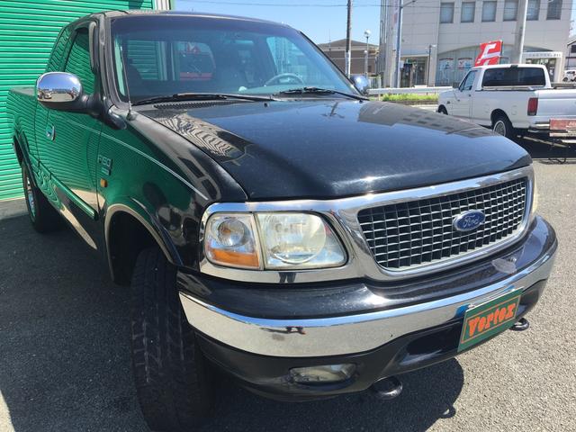 XLT 5.4L Triton V8エンジン 4WD 5400cc バックカメラ ドライブレコーダー レザーシート パワーシート(6枚目)