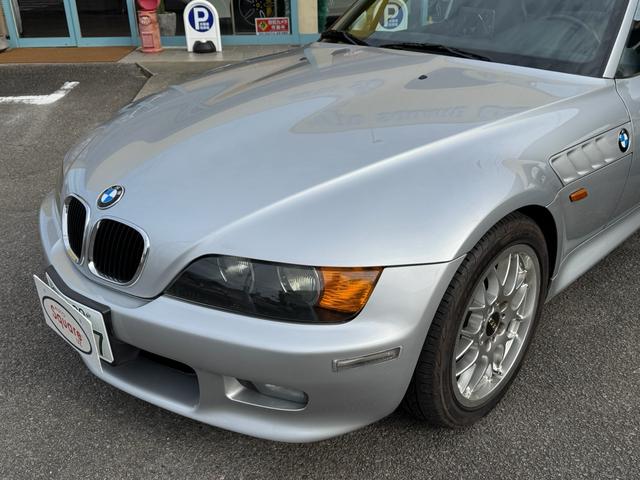 Z3ロードスター 2.2i 5速MT ハードトップ付 BBS17AW 記録簿 スペアキー ETC ブラックレザー ホロ綺麗(3枚目)