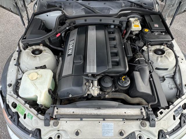 Z3ロードスター 2.2i 5速MT ハードトップ付 BBS17AW 記録簿 スペアキー ETC ブラックレザー ホロ綺麗(39枚目)