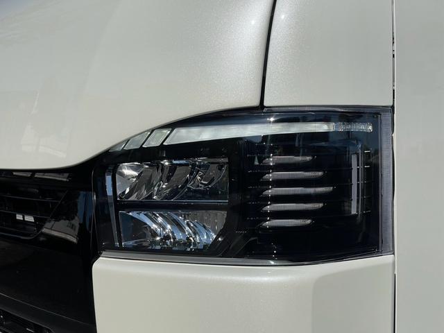 ハイエースバン スーパーＧＬ　ダークプライムＩＩ　４１５コブラカスタム車両　ベットキット付き　１．５インチダウン　ビッグＸ１１ナビ　ご来店予約お願い致します（9枚目）