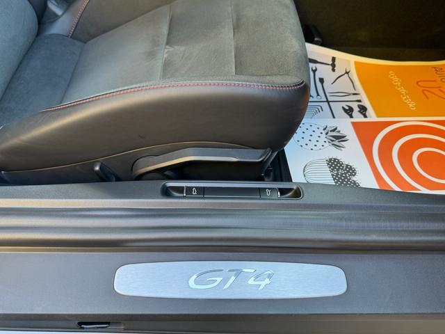 ７１８ケイマン ７１８ケイマンＧＴ４　ワンオーナー禁煙車　スポーツクロノ　スポーツエキゾースト　ＯＰカラークレヨン（22枚目）