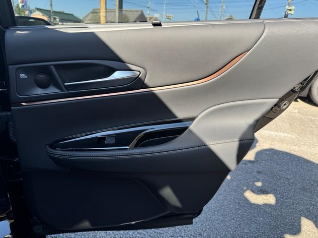 ＭＩＲＡＩ Ｚ　エグゼクティブパッケージ　エアサス構造変更済　禁煙ワンオーナ車　ワンオフ２１ＡＷ　パノラマルーフ　ＪＢＬサウンド　シートヒーター＆ベンチレーション（37枚目）