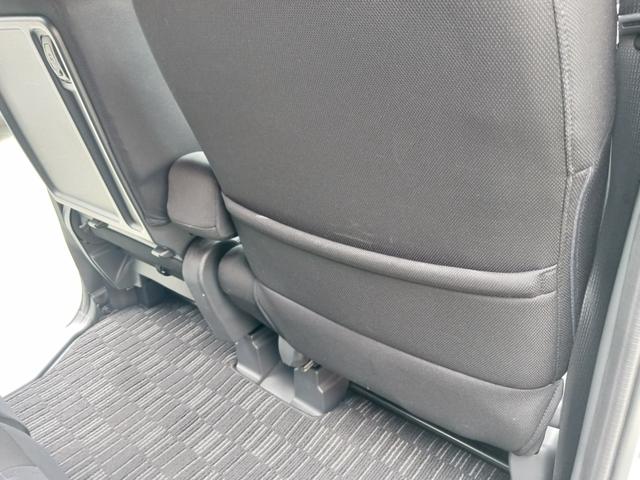 ピクシスメガ Gターボ レジャーエディションSAIII 車検整備付 走行43000キロ 禁煙車 Gターボ衝突軽減ブレーキレジャーED LEDヘッドライト LEDフォグランプ 15インチアルミ 両側電動スライドドア 純正ナビTV バックカメラ ブルートゥース(37枚目)