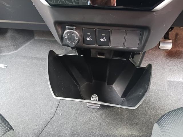 タンク カスタムG 平成30年式 走行58054キロ 純正SDナビ フルセグTV Bluetooth バックカメラ ETC 両側電動スライドドア クルーズコントロール 左右シートヒーター LEDヘッドライト フォグランプ(35枚目)