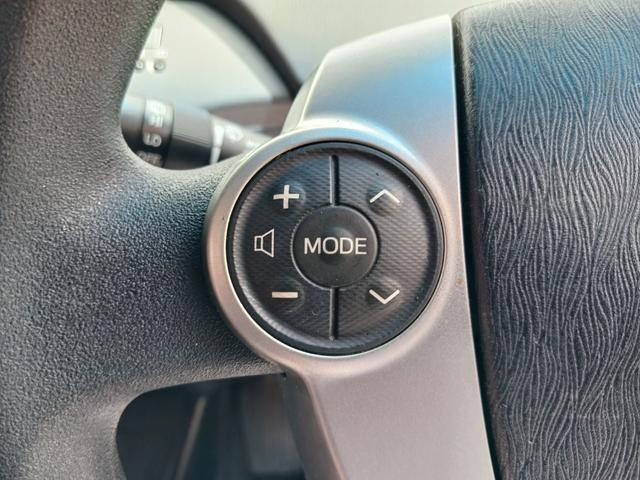 プリウス S 禁煙車 純正HDDナビ フルセグTV Bluetooth バックカメラ ETC HIDヘッドライト フォグランプ スマートキー プッシュスターターCD(録音)/DVD再生 純正15インチアルミホイール(20枚目)