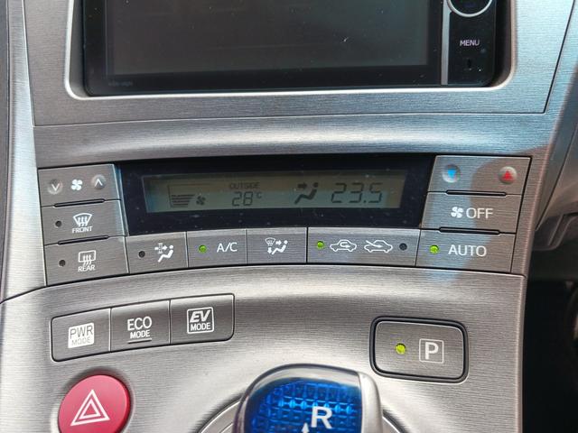 プリウス S 禁煙車 純正HDDナビ フルセグTV Bluetooth バックカメラ ETC HIDヘッドライト フォグランプ スマートキー プッシュスターターCD(録音)/DVD再生 純正15インチアルミホイール(21枚目)