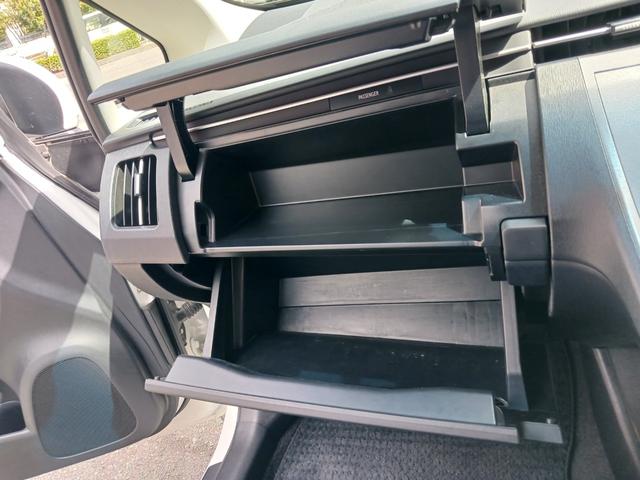 プリウス S 禁煙車 純正HDDナビ フルセグTV Bluetooth バックカメラ ETC HIDヘッドライト フォグランプ スマートキー プッシュスターターCD(録音)/DVD再生 純正15インチアルミホイール(34枚目)