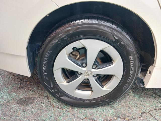 プリウス S 禁煙車 純正HDDナビ フルセグTV Bluetooth バックカメラ ETC HIDヘッドライト フォグランプ スマートキー プッシュスターターCD(録音)/DVD再生 純正15インチアルミホイール(71枚目)