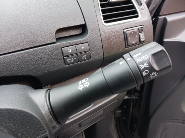 セレナ ハイウェイスター S-ハイブリッド 禁煙車 純正SDナビ フルセグTV バックカメラ Bluetooth ETC両側パワースライドドア HIDヘッドライト フォグランプ フィリップダウンモニター クルーズコントロール 純正アルミホイール(18枚目)