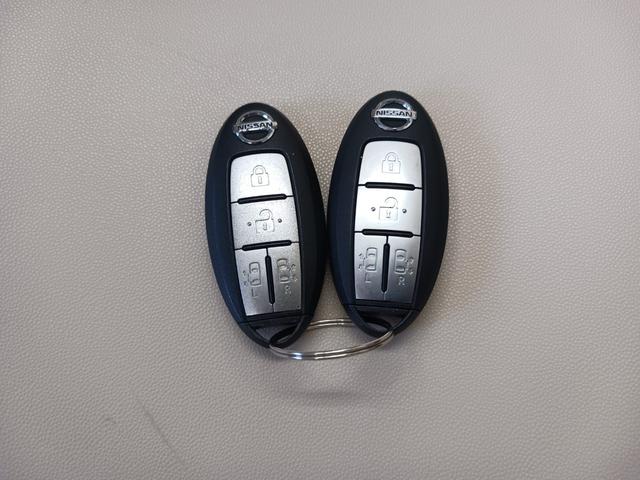 セレナ ハイウェイスター S-ハイブリッド 禁煙車 純正SDナビ フルセグTV バックカメラ Bluetooth ETC両側パワースライドドア HIDヘッドライト フォグランプ フィリップダウンモニター クルーズコントロール 純正アルミホイール(25枚目)