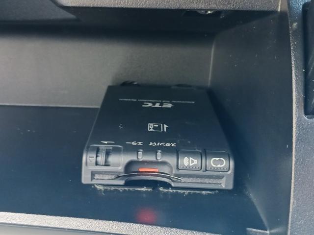 セレナ ハイウェイスター S-ハイブリッド 禁煙車 純正SDナビ フルセグTV バックカメラ(曇りあり) ETC 両側電動スライドドア クルーズコントロール スマートキー プッシュスターター革巻ハンドル アイドリングストップ純正16インチアルミ(19枚目)