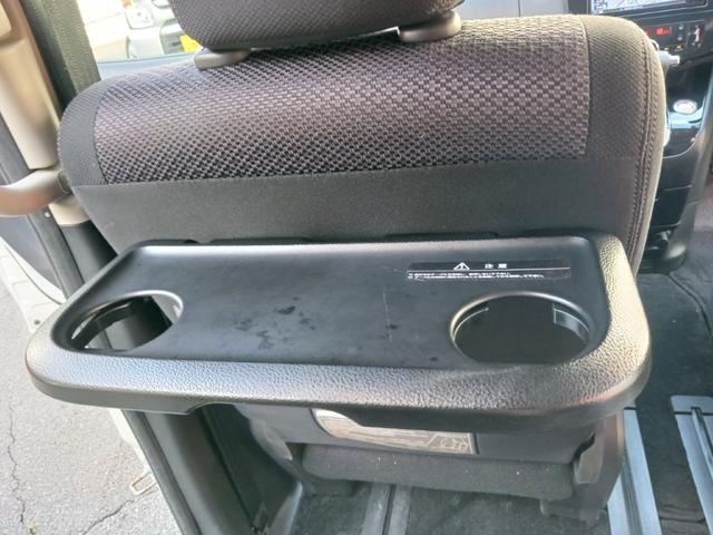 セレナ ハイウェイスター S-ハイブリッド 禁煙車 純正SDナビ フルセグTV バックカメラ(曇りあり) ETC 両側電動スライドドア クルーズコントロール スマートキー プッシュスターター革巻ハンドル アイドリングストップ純正16インチアルミ(37枚目)