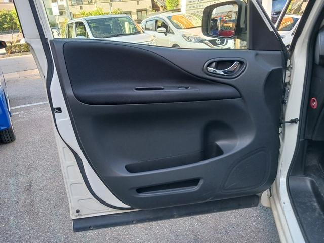 セレナ ハイウェイスター S-ハイブリッド 禁煙車 純正SDナビ フルセグTV バックカメラ(曇りあり) ETC 両側電動スライドドア クルーズコントロール スマートキー プッシュスターター革巻ハンドル アイドリングストップ純正16インチアルミ(45枚目)