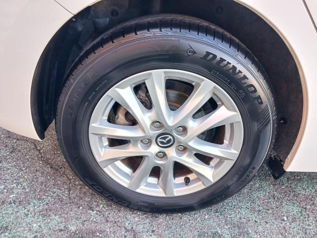 アクセラスポーツ １５Ｓ　禁煙車　衝突軽減ブレーキ　純正ＳＤナビＴＶ　Ｂｌｕｅｔｏｏｔｈ　バックモニター　ＵＳＢ端子　ＥＴＣ　スポーツモード　スマートキー　プッシュスターター革巻ハンドル　ＣＤ／ＤＶＤ再生　純正１６インチアルミ（67枚目）