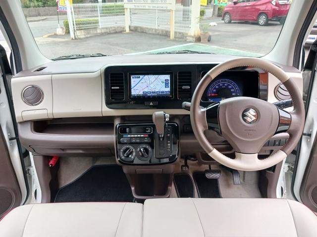 ＭＲワゴンＷｉｔ ＬＳ　禁煙車　ＷＩｔ　レザーシート　ＨＩＤライト　社外ケンウッドメモリーナビＴＶ　バックモニター　ＵＳＢ端子　スマートキー　プッシュスターター　革巻ハンドル　ＣＤ再生　ベンチシート　ＰＶガラス　純正アルミ（9枚目）