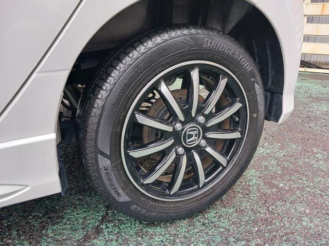 Ｎ－ＷＧＮカスタム Ｇ・Ｌパッケージ　禁煙車　純正メモリーインターナビ　バックモニーター　Ｂｌｕｅｔｏｏｔｈ　ＵＳＢ端子　ＥＴＣ　クルーズコントロール　スマートキー　ブッシュスターター　ＨＩＤヘッドライト　ＬＥＤフォグランプ　ベンチシート（70枚目）