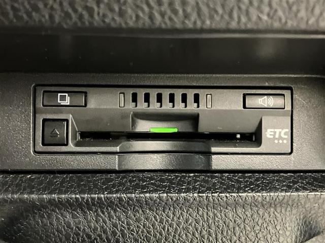 エスクァイア ハイブリッドＧｉ　ブラックテーラード　オートクルーズコントロール　地デジＴＶ　スマートキー　ナビ＆ＴＶ　ＬＥＤヘッド　キーレス　ＥＴＣ　ドラレコ　メモリーナビ　パワーウィンドウ　パワーステアリング　横滑り防止機能　Ｗエアコン　３列シート（30枚目）