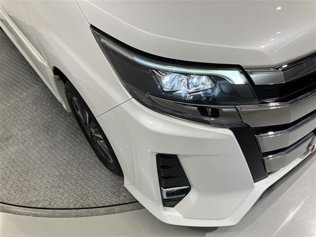 ノア Si 1オーナー プリクラッシュ 地デジ DVD視聴可 ダブルエアコン LEDヘットライト ETC付き ドライブレコーダー クルコン 横滑り防止機能 ナビTV 三列シート AW フルフラットシート AAC(9枚目)