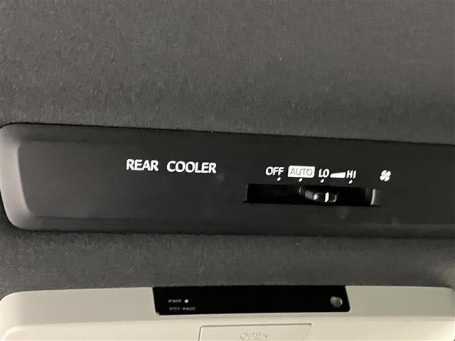 ノア Si 1オーナー プリクラッシュ 地デジ DVD視聴可 ダブルエアコン LEDヘットライト ETC付き ドライブレコーダー クルコン 横滑り防止機能 ナビTV 三列シート AW フルフラットシート AAC(18枚目)