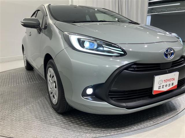 アクア X 踏み間違い防止 イモビ ナビ LEDヘッドライト スマートキー 横滑り防止機能 キーレスエントリー オートクルーズ オートエアコン 元試乗車 ETC カーテンエアバッグ パワーステアリング ABS(9枚目)