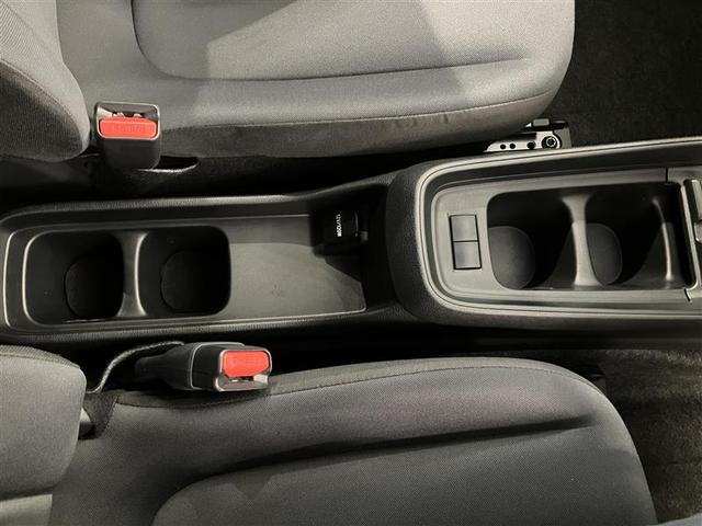 アクア X 踏み間違い防止 イモビ ナビ LEDヘッドライト スマートキー 横滑り防止機能 キーレスエントリー オートクルーズ オートエアコン 元試乗車 ETC カーテンエアバッグ パワーステアリング ABS(21枚目)