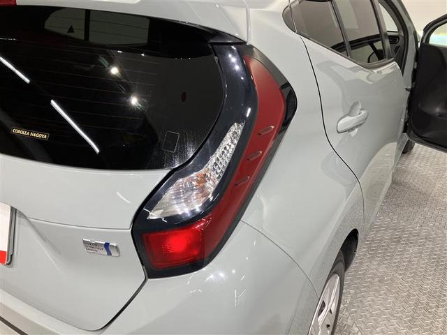 アクア X 踏み間違い防止 イモビ ナビ LEDヘッドライト スマートキー 横滑り防止機能 キーレスエントリー オートクルーズ オートエアコン 元試乗車 ETC カーテンエアバッグ パワーステアリング ABS(36枚目)