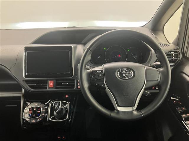 ノア ハイブリッドSi ダブルバイビーII Bカメラ 横滑り防止装置 LED 地デジ ミュージックプレイヤー接続可 1オーナー オートクルーズ DVD再生可 メモリナビ エアバッグ ETC ナビ&TV 3列シート ABS アルミホイール(5枚目)