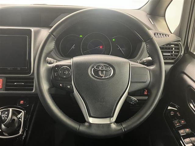 ノア ハイブリッドSi ダブルバイビーII Bカメラ 横滑り防止装置 LED 地デジ ミュージックプレイヤー接続可 1オーナー オートクルーズ DVD再生可 メモリナビ エアバッグ ETC ナビ&TV 3列シート ABS アルミホイール(26枚目)