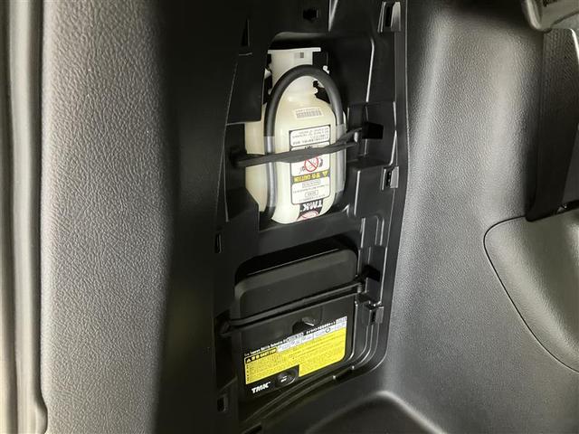 ノア ハイブリッドSi ダブルバイビーII Bカメラ 横滑り防止装置 LED 地デジ ミュージックプレイヤー接続可 1オーナー オートクルーズ DVD再生可 メモリナビ エアバッグ ETC ナビ&TV 3列シート ABS アルミホイール(37枚目)