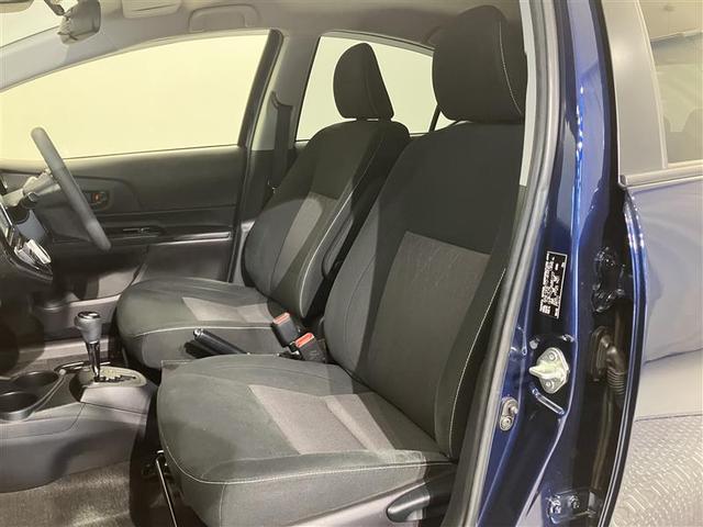 アクア Sスタイルブラック AUX端子 バックモニタ- ナビTV LEDライト スマートキープッシュスタート 1オーナー ETC付き Wエアバッグ キーフリ メモリーナビゲーション 横滑り防止装置付き 1セグ フルオートエアコン(6枚目)