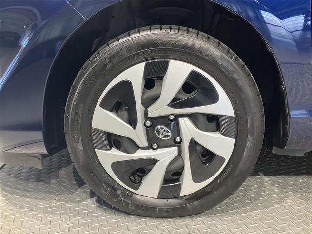 アクア Sスタイルブラック AUX端子 バックモニタ- ナビTV LEDライト スマートキープッシュスタート 1オーナー ETC付き Wエアバッグ キーフリ メモリーナビゲーション 横滑り防止装置付き 1セグ フルオートエアコン(8枚目)