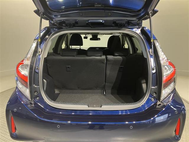 アクア Sスタイルブラック AUX端子 バックモニタ- ナビTV LEDライト スマートキープッシュスタート 1オーナー ETC付き Wエアバッグ キーフリ メモリーナビゲーション 横滑り防止装置付き 1セグ フルオートエアコン(11枚目)