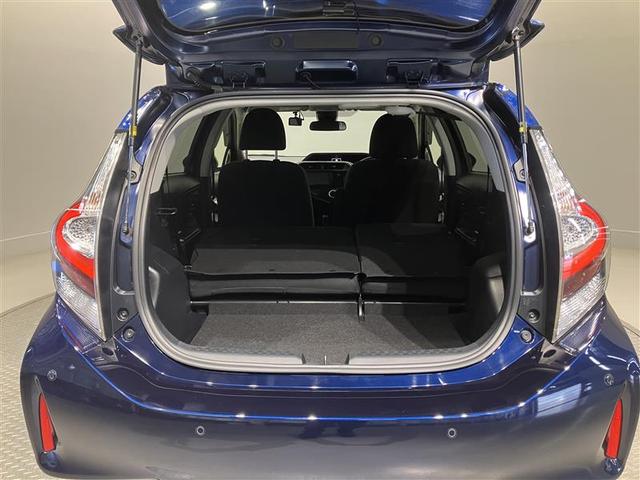 アクア Sスタイルブラック AUX端子 バックモニタ- ナビTV LEDライト スマートキープッシュスタート 1オーナー ETC付き Wエアバッグ キーフリ メモリーナビゲーション 横滑り防止装置付き 1セグ フルオートエアコン(32枚目)