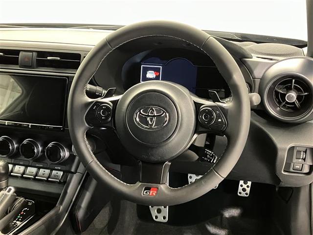 ＧＲ８６ ＲＺ　ナビ・テレビ　ＴＳＳ　Ｂモニタ　１オーナー　ＬＥＤヘッド　イモビ　キーフリ　オートエアコン　パワーステアリング　アルミホイール　デュアルエアバッグ　ＡＢＳ　パワーウィンドゥ　ＤＳＣ　カーテンエアバッグ（24枚目）