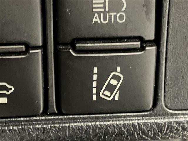 カローラフィールダー ハイブリッドG ダブルバイビー PCS インテリキー 横滑防止 ミュージックプレイヤー接続可 フルセグTV メンテナンスノート LEDヘッドライト オートエアコン ワンオーナー ETC DVD再生 アルミホイール キーフリーシステム(26枚目)