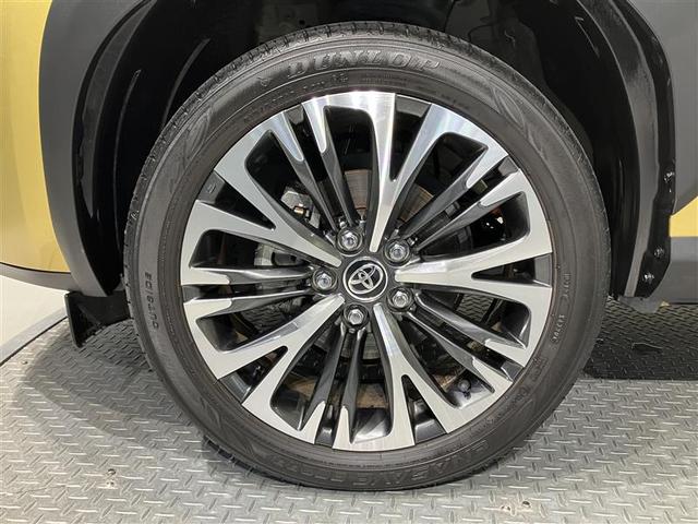 ヤリスクロス ハイブリッドＺ　インテリジェントキー　アルミホイル　ＬＥＤライト　１オ－ナ－　リアカメラ　クルーズコントロール　横滑り防止システム　ナビＴＶ　メモリーナビゲーション　電動シ－ト　パワステ　オートエアコン　キーフリー（8枚目）