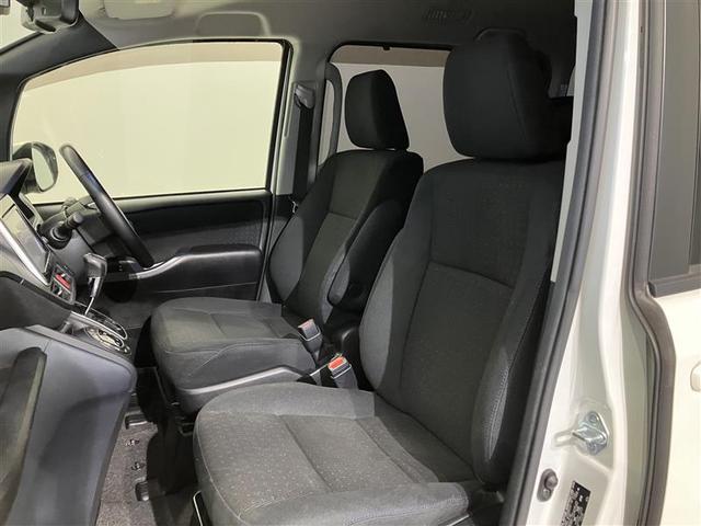 ノア Ｇ　ＬＥＤライト　両側ＰＳＤ　ＥＴＣ車載器　オートエアコン　デュアルエアバック　ナビＴＶ　エアバッグ　ＤＶＤ再生　キーレス　アルミホイール　盗難防止装置　メモリーナビ　横滑り防止　ＡＢＳ　３列シート（6枚目）