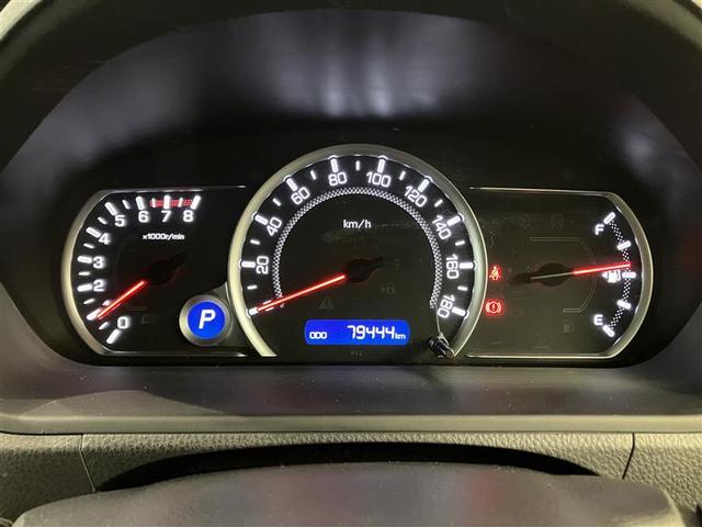 ノア Ｇ　ＬＥＤライト　両側ＰＳＤ　ＥＴＣ車載器　オートエアコン　デュアルエアバック　ナビＴＶ　エアバッグ　ＤＶＤ再生　キーレス　アルミホイール　盗難防止装置　メモリーナビ　横滑り防止　ＡＢＳ　３列シート（15枚目）