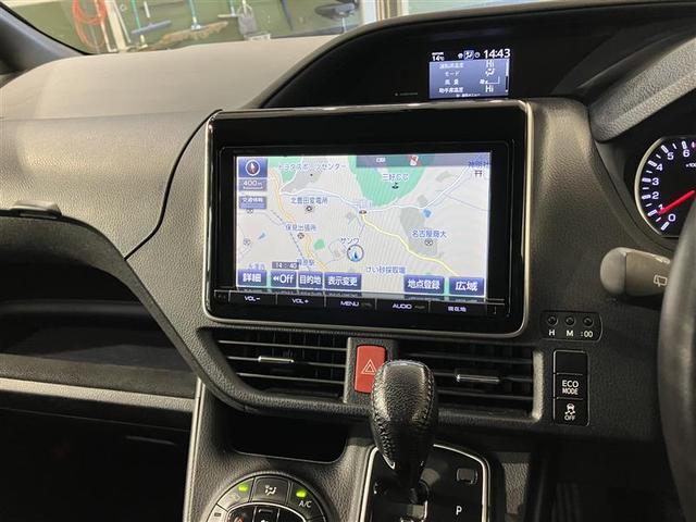 ノア Ｇ　ＬＥＤライト　両側ＰＳＤ　ＥＴＣ車載器　オートエアコン　デュアルエアバック　ナビＴＶ　エアバッグ　ＤＶＤ再生　キーレス　アルミホイール　盗難防止装置　メモリーナビ　横滑り防止　ＡＢＳ　３列シート（16枚目）